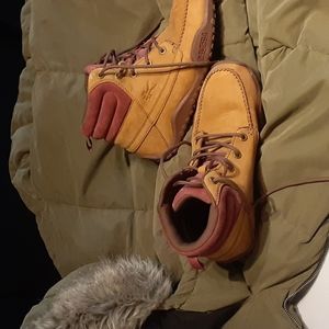 Womens 10.5 high top boots